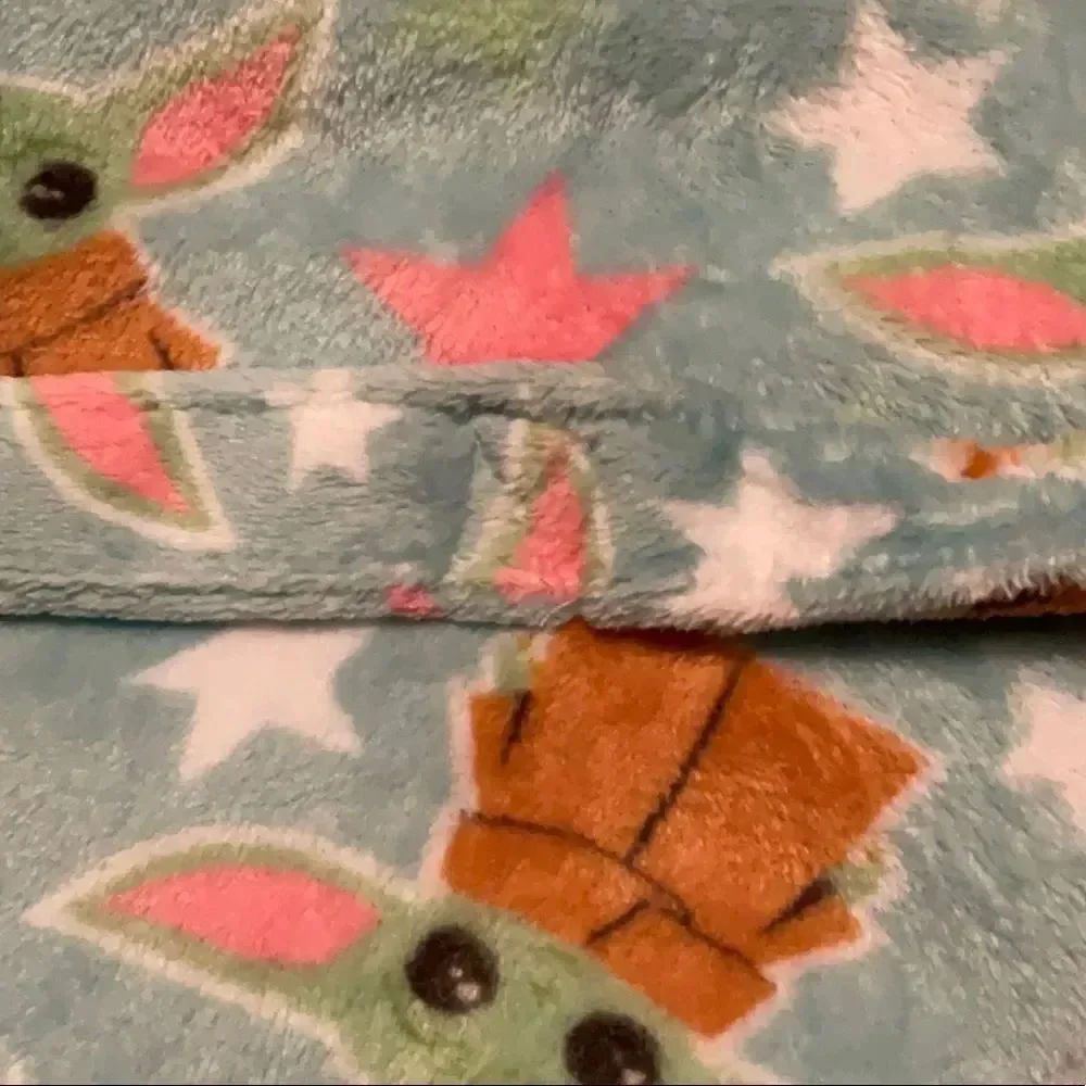 Star Wars Girls Size 6 The Mandalorian Robe